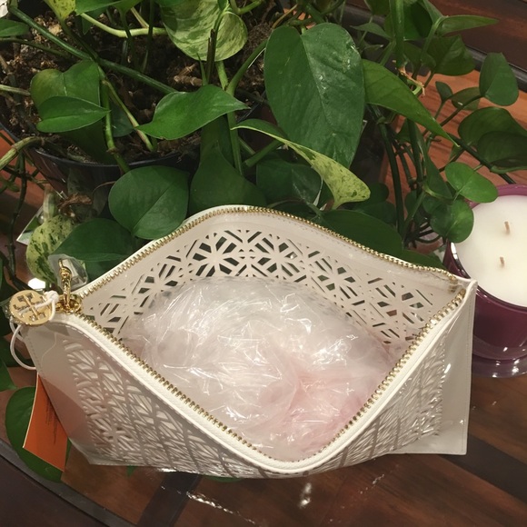 🎉HP🎉TORY BURCH WRISTLET/CLUTCH - Picture 3 of 6